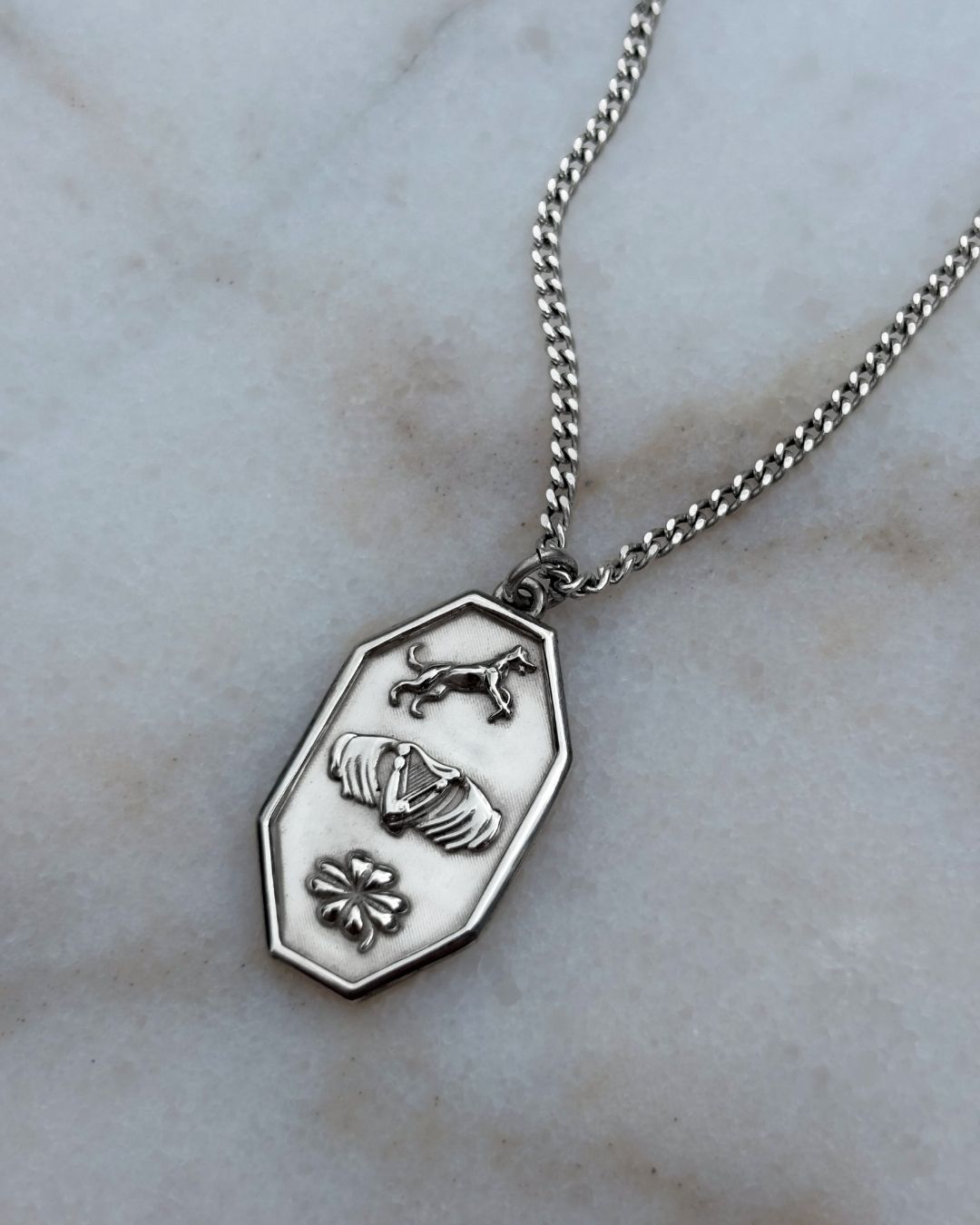 Trí Éire Tag Pendant