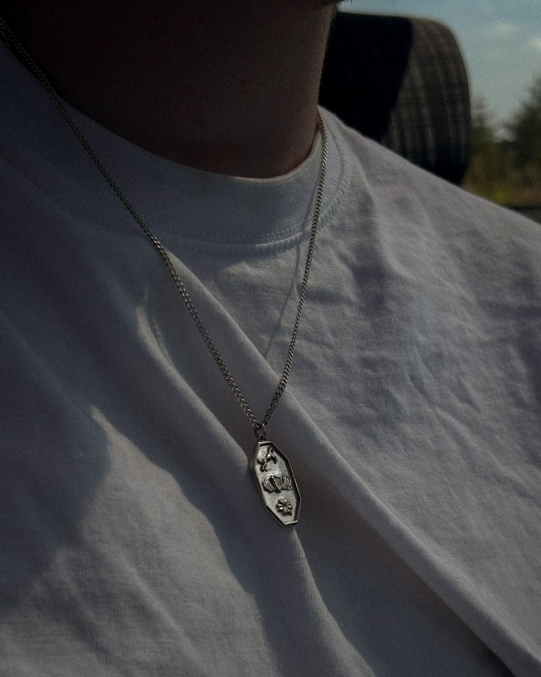Trí Éire Tag Pendant